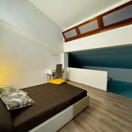 Art Del Poggio カポテッラ