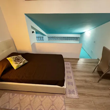 ゲストハウス Art Del Poggio