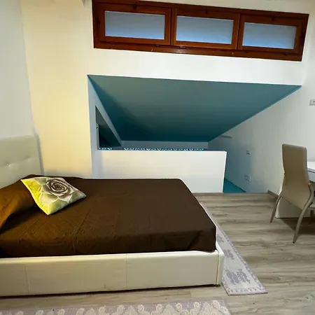 Art Del Poggio Guest house *