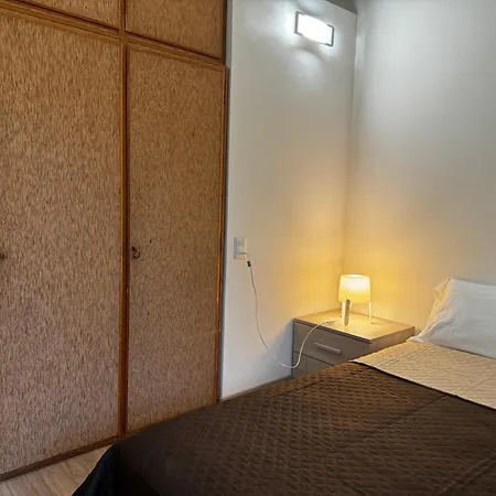 Art Del Poggio Guest house