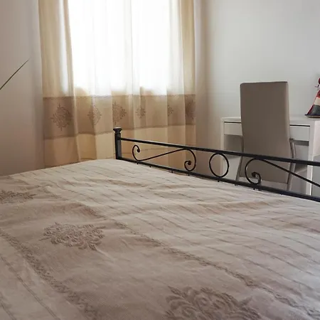 Art Del Poggio 3* カポテッラ