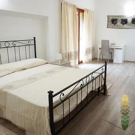 ゲストハウス Art Del Poggio 3*